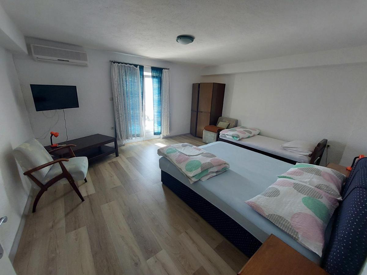 Apartment Boras Senj  Eksteriør bilde